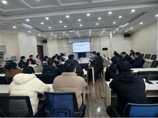 365足球平台官网入口举办国家自然科学基金申报指导会
